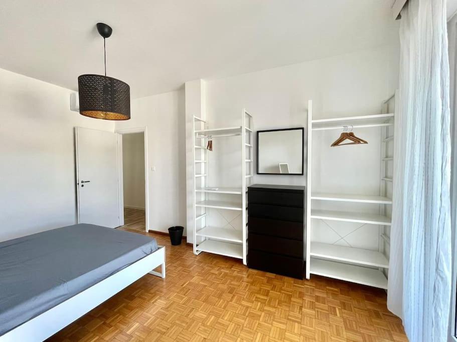 Leia Home W/Private Parking In Old Town Trieste Eksteriør bilde