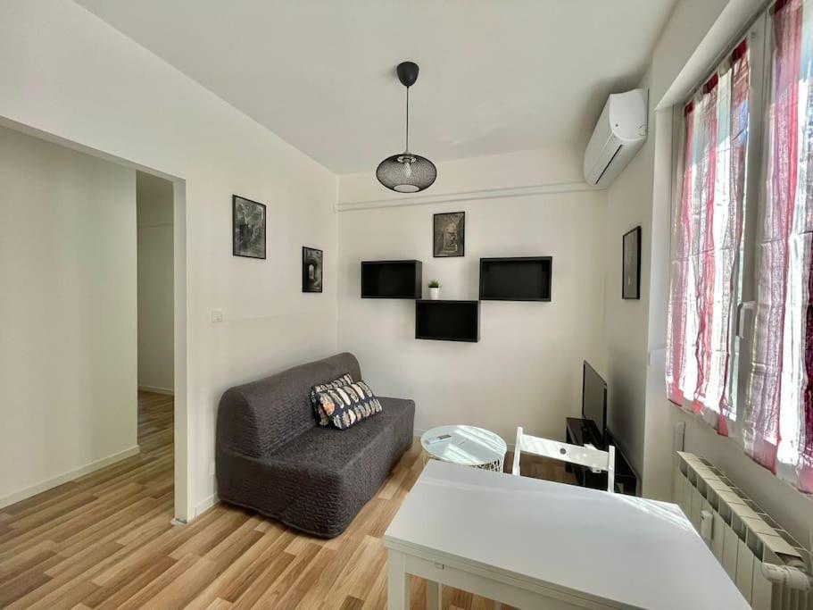 Leia Home W/Private Parking In Old Town Trieste Eksteriør bilde